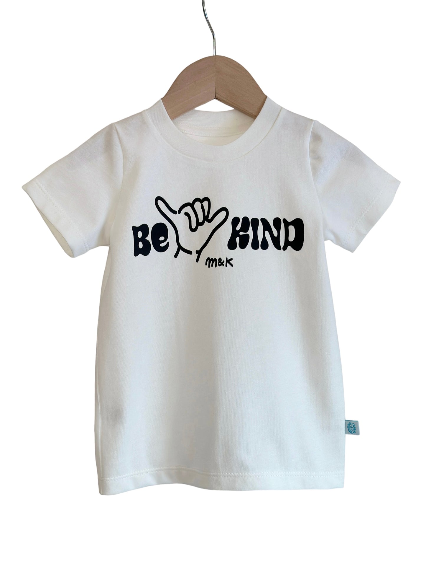 BE KIND GRAPHIC T-SHIRT