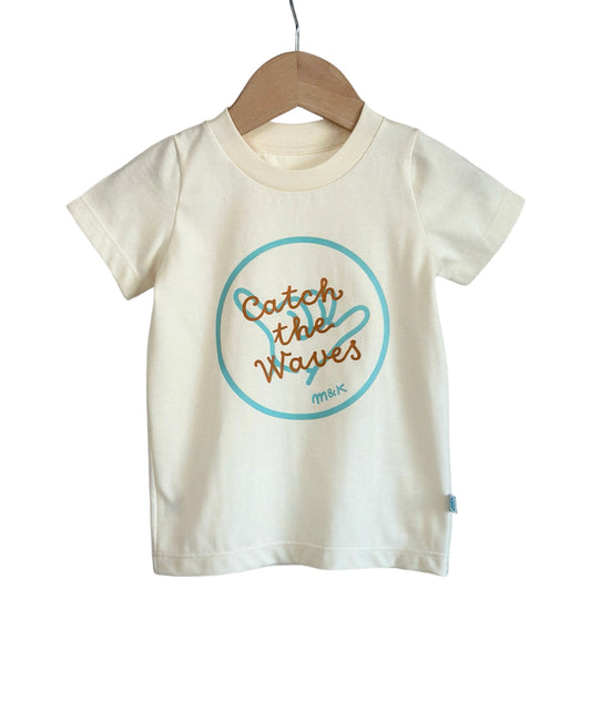 CATCH THE WAVES GRAPHIC T-SHIRT